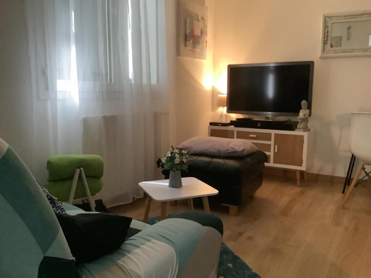 Un Sejour Entre Nimes Et Montpellier Apartment Souvignargues ภายนอก รูปภาพ